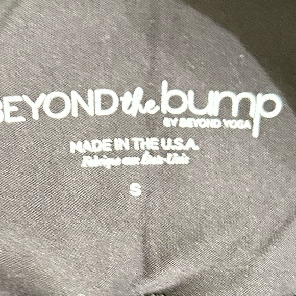 Beyond the Bump metallic charcoal gray bellyband leggings USA made size small - Picture 7 of 7